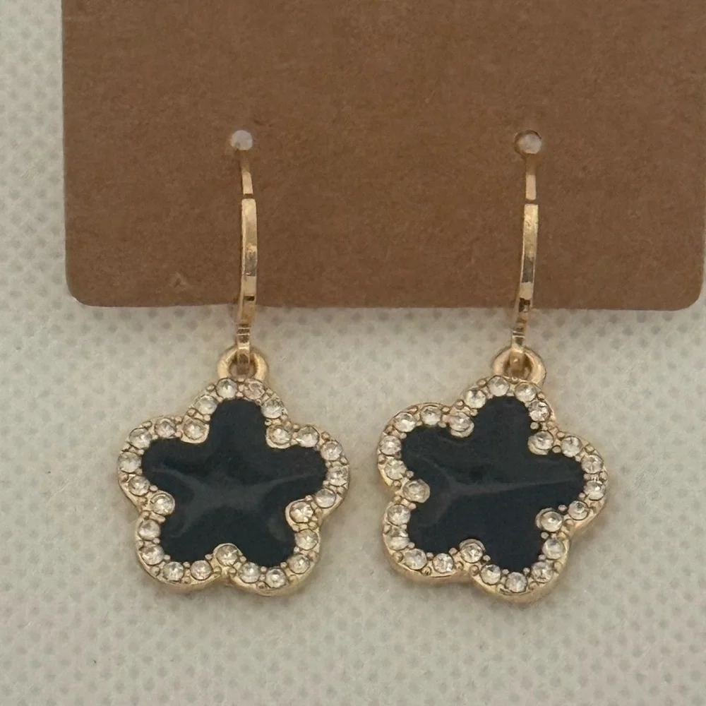 Gold & Black Flower Drop Earrings – Elegant Dainty Sparkle – NWT